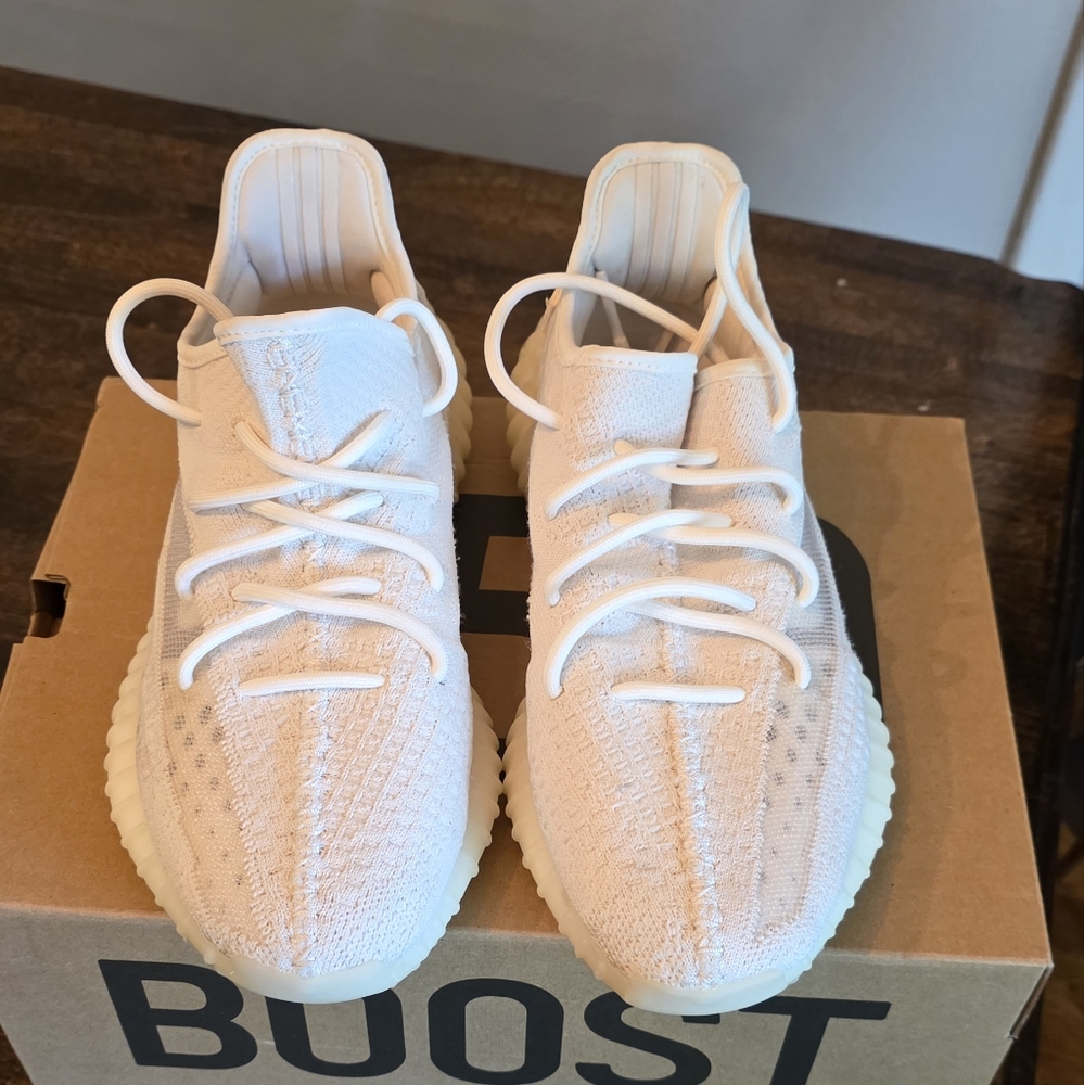 YEEZY 350 V2 BONE "WHITE"